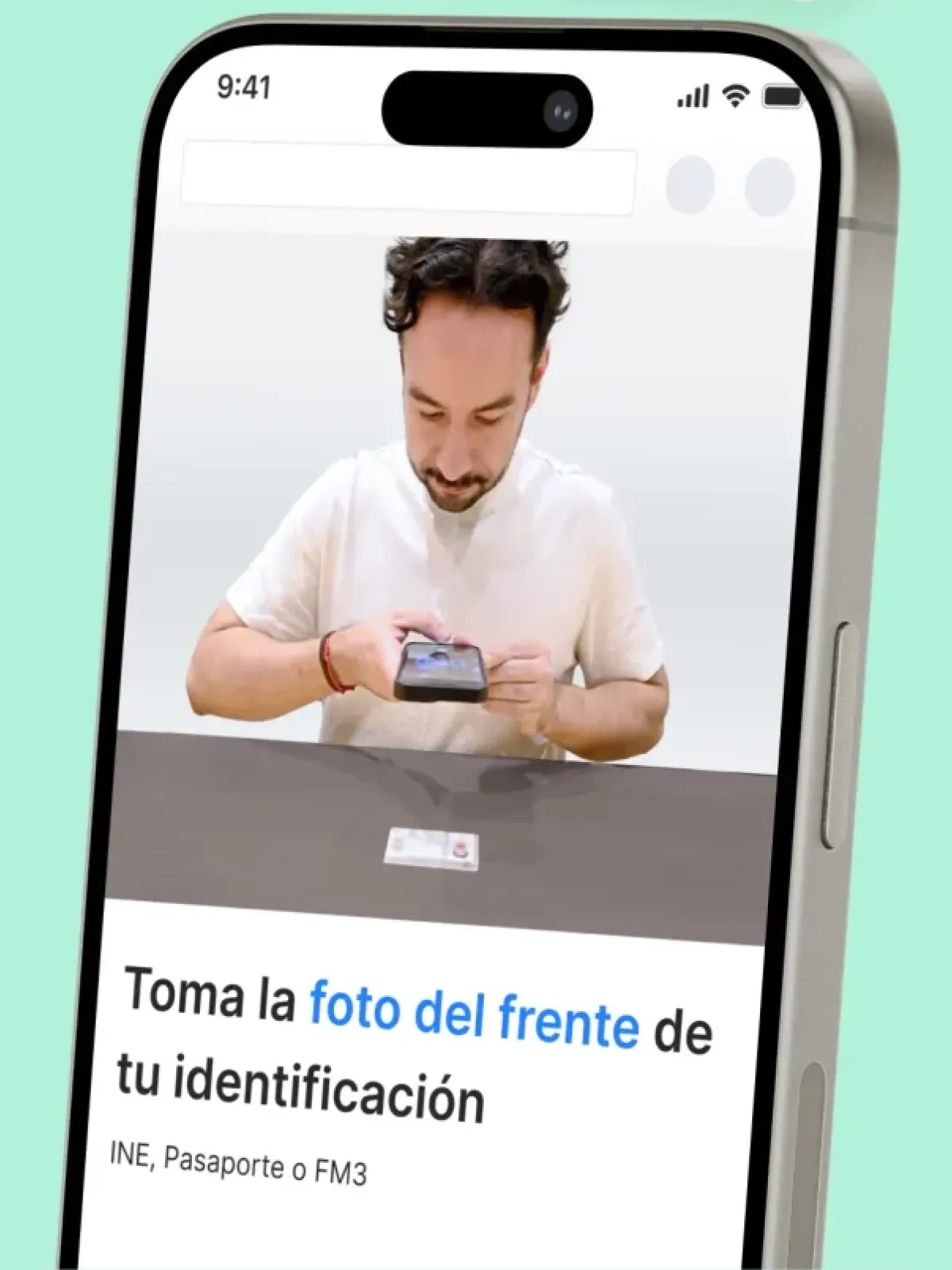 Legalario redesigned electronic-signature identity step on iPhone — Toma la foto del frente de tu identificación with INE / Pasaporte / FM3 as accepted Mexican IDs, a live photo of a signer framing his credential on a plain background, the guided biometric onboarding Comandos shipped to lift completion to 99% and NPS +24% across LATAM